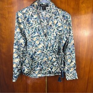 Bailey 44 Abstract Blue and Cream woman’s Blouse with tassels size XS